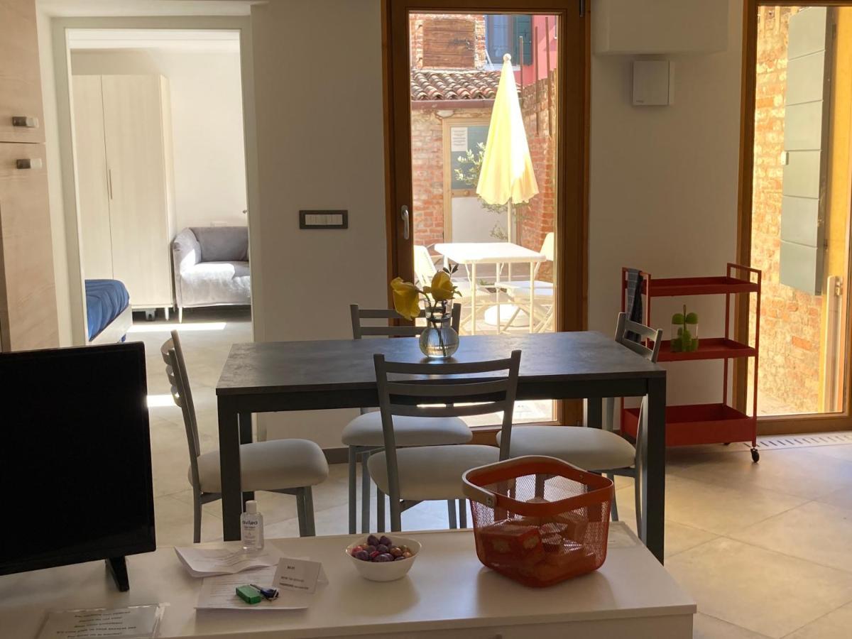 Appartamento Tre Archi Con Corte Privata Venedig Exterior foto